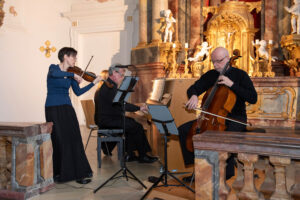 Adamar Trio